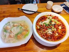 东舍招牌混椒鱼-東舍食唐精品陕菜馆