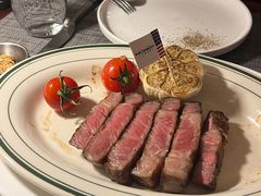 -MONICH牛排融合餐厅(和义大道购物中心店)