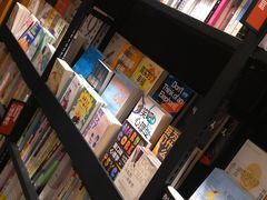 -西西弗书店&矢量咖啡(凯德晶萃广场店)