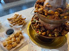 -老佛爷铜炉蛙锅(挂绿店)