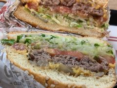 -The Habit Burger Grill 哈比特汉堡(复兴soho店)