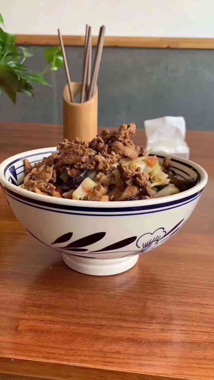 山西临汾王菊面馆-"要的牛肉面(小碗),14元,面很少,没有.