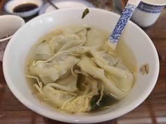 -笑来喜馄饨小笼工坊店(湖滨街店)