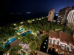 -三亚湾海居铂尔曼度假酒店