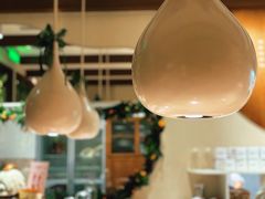 -VERIE BAKEHOUSE