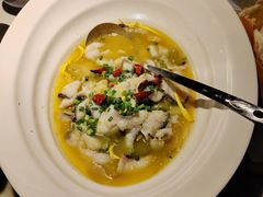 金汤酸菜鱼-绿茶餐厅(成都大悦城店)