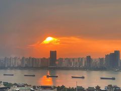 -东方豪景花园酒店·怡景旋转餐厅