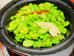 香煎葱油蚕豆-恭喜上堓砂锅焗·海鲜大排档(闵行龙湖店)