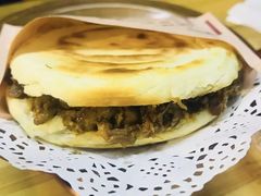 -平娃三宝烧烤·面食(南小街店)