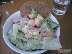 恺撒色拉，很灵的-榖屋house of flour(张江首店)