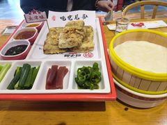 -肘子酥·天津菜·特色捞面(德云社店)