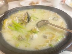 -品香菜馆(旗峰路中侨大厦店)
