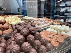 -Laderach 莱德拉(上海环贸iapm店)