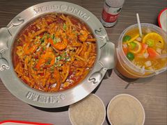 -黄记煌三汁焖锅(新佳丽江汉路店)