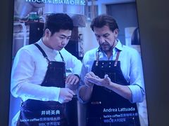 -瑞幸咖啡(丰盛町店)