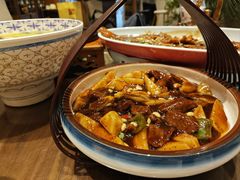 松子牛肉炒年糕-梁溪河畔·吉府花园(南长街南下塘店)