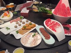 -海上明月海鲜火锅 鲜切牛肉