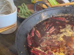 -黄潇洒老火锅(九眼桥宏济巷店)