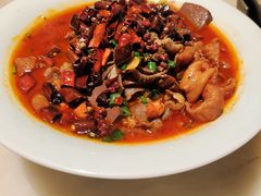 老成都冒菜-弄堂里(滨江龙湖天街店)