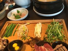 -云海肴·汽锅鸡·云南菜(天山百盛优客店)