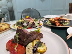 -ins森林童话餐厅coffee&bistro