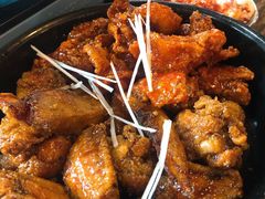 原味炸鸡和酱油鸡双拼-MI WU FACTORY米屋美食工厂餐厅(绿地店)