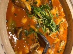 -魏铭鱼头捞饭(晋阳路店)