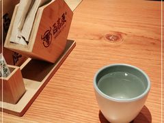 -百春原湖南牛肉粉(百联世纪店)