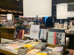 -茑屋书店(天目里店)