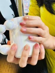-芊屿芊浔美甲