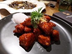 红酒泡沫牛仔粒-荟廷·晶萃(陆家嘴尚悦湾店)