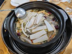 -濠轩阁特色生蚝火锅(水湾路店)