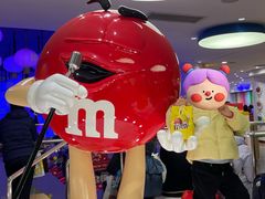 -m豆巧克力世界(上海世茂广场店)