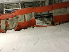 -乔波室内滑雪场