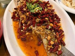 -鲁南仔·滕州炒鸡(经三路店)