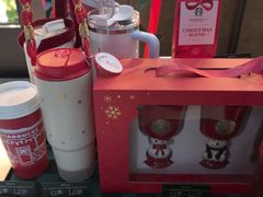 -星巴克(汤臣国贸大厦店)