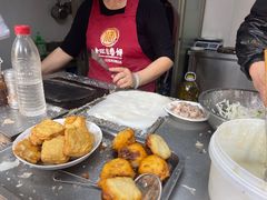 -老汪猪头肉春饼店