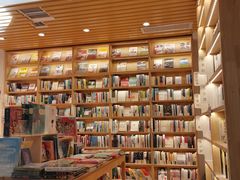 -猫的天空之城概念书店(景德镇陶溪川店)
