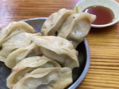 -黄阿姨锅贴大王(万航渡路店)