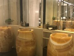 -上海宝华万豪酒店