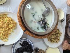 -天乐农家鱼头王(天目湖店)