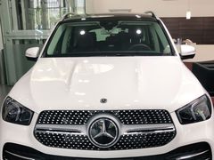 -杭州中升之星奔驰4S店(滨江店)