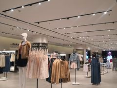 -ZARA(凯德乐峰广场店)