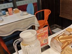 -老鄞江清水龙虾•赵赵家(江北店)