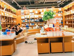 -博览书店(越秀悦汇天地店)