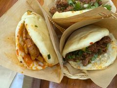 粉蒸牛肉咔饼-豆相识•九九豆腐脑(牛咡桥店)