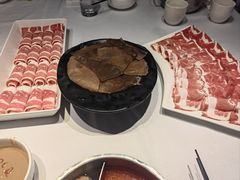 -德天肥牛海鲜火锅(城西银泰店)