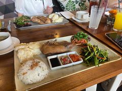-Pundi Pundi Restaurant