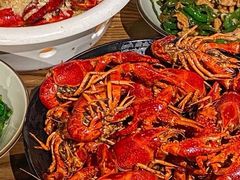 -巴厘龙虾·榜首油焖大虾(音乐学院·沿江酒馆店)