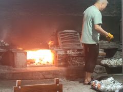 -红旗山庄(圭峰山店)